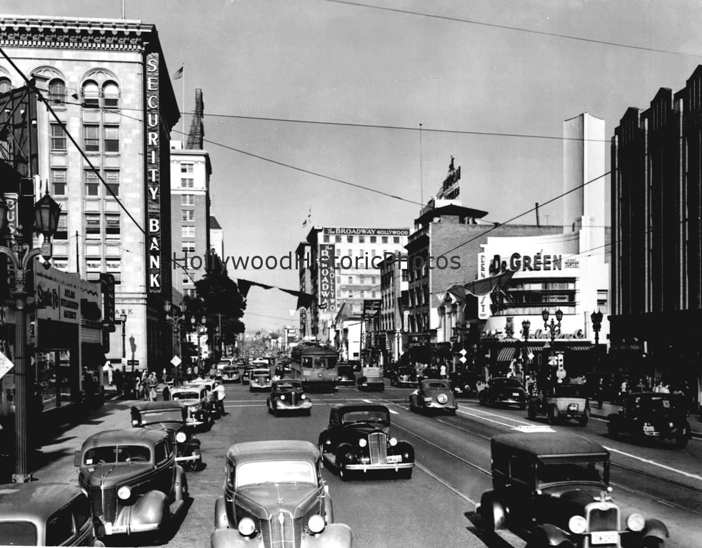 Hollywood Blvd. 1934 WM.jpg